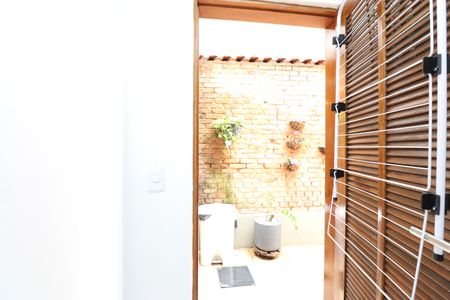 Casa à venda com 110m², 2 quartos e 1 vagaÁrea de Serviço