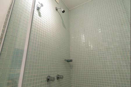 Apartamento à venda com 101m², 2 quartos e 1 vagaBanheiro 2