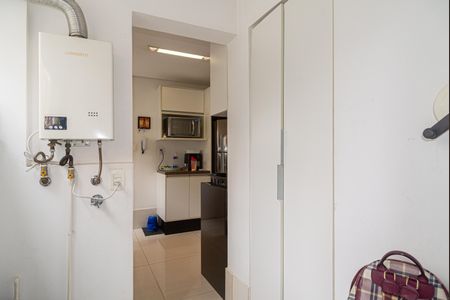 Apartamento à venda com 101m², 2 quartos e 1 vagaÁrea de Serviço