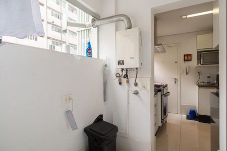 Apartamento à venda com 101m², 2 quartos e 1 vagaÁrea de Serviço