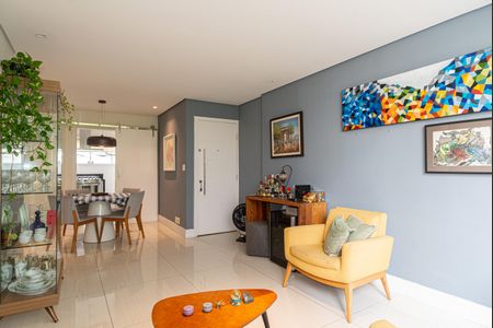 Apartamento à venda com 101m², 2 quartos e 1 vagaSala