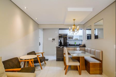 Sala de apartamento à venda com 3 quartos, 66m² em Vila Metalúrgica, Santo André