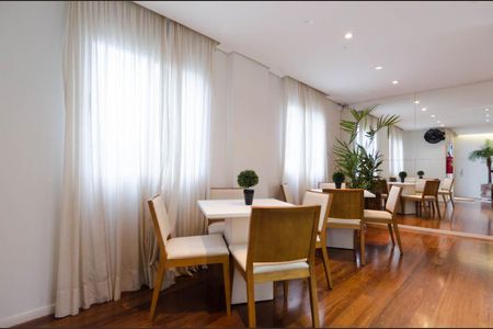 Apartamento à venda com 66m², 3 quartos e 1 vagaÁrea comum - Salão de festas