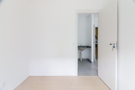 Quarto 1 de apartamento para alugar com 2 quartos, 35m² em Jaguaré, São Paulo