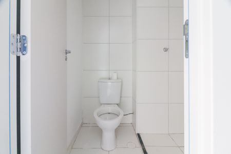 Banheiro de apartamento para alugar com 2 quartos, 35m² em Jaguaré, São Paulo