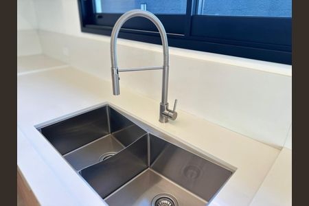 Casa à venda com 558m², 5 quartos e 6 vagas