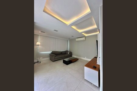 Casa à venda com 6 quartos, 344m² em Charitas, Niterói