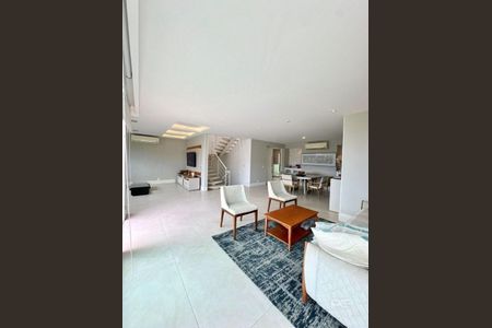 Casa à venda com 6 quartos, 344m² em Charitas, Niterói