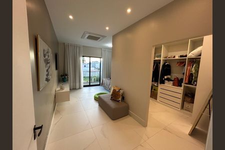 Casa à venda com 4 quartos, 210m² em Recreio dos Bandeirantes, Rio de Janeiro