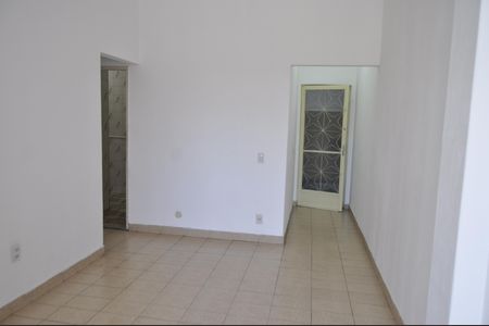 Apartamento para alugar com 2 quartos, 60m² em Pilares, Rio de Janeiro