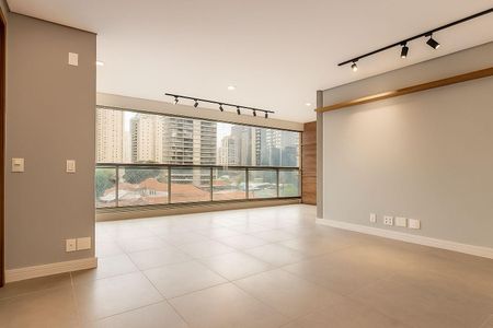 Apartamento à venda com 3 quartos, 134m² em Vila Nova Conceição, São Paulo