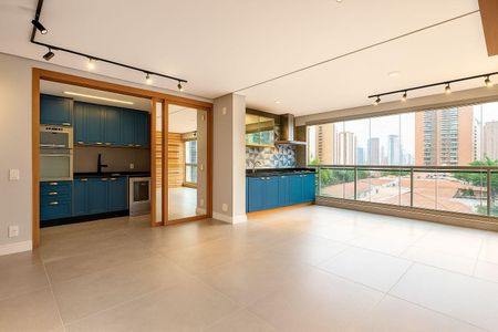 Sala de apartamento à venda com 3 quartos, 134m² em Vila Nova Conceição, São Paulo