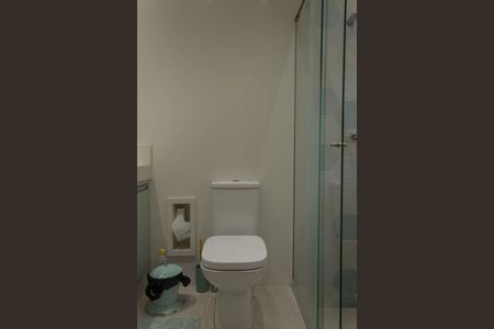 Apartamento à venda com 93m², 2 quartos e 2 vagas Apartamento à venda com 93m², 2 quartos e 2 vagasBanheiro da Suíte 2