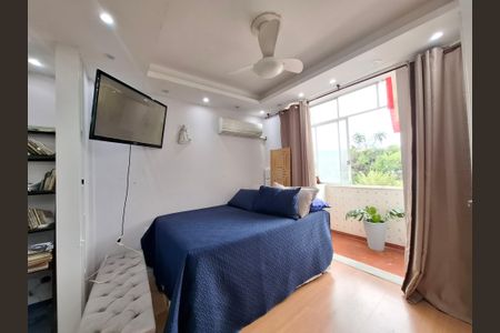 Quarto  de apartamento à venda com 1 quarto, 44m² em Saúde, Rio de Janeiro