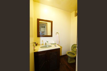 Apartamento à venda com 180m², 4 quartos e 3 vagasLavabo