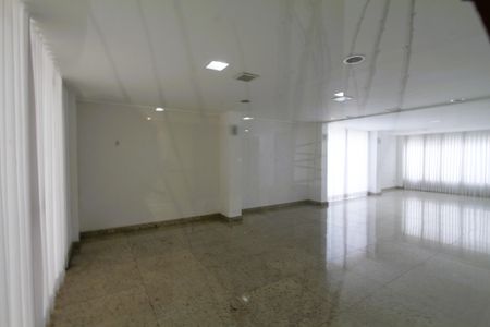 Apartamento à venda com 180m², 4 quartos e 3 vagasÁrea comum - Salão de festas