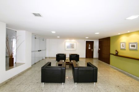 Apartamento à venda com 180m², 4 quartos e 3 vagasHall de entrada
