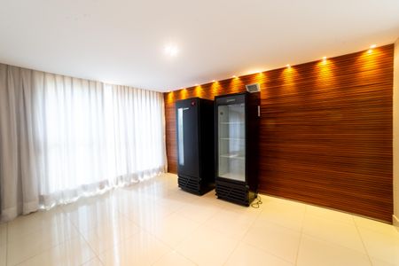 Apartamento à venda com 204m², 4 quartos e 4 vagasÁrea comum - Salão de festas