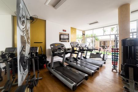 Apartamento à venda com 204m², 4 quartos e 4 vagasÁrea comum - Academia