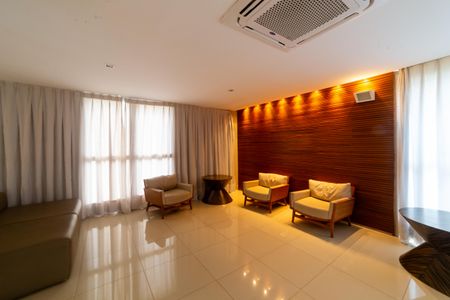 Apartamento à venda com 204m², 4 quartos e 4 vagasÁrea comum - Salão de festas