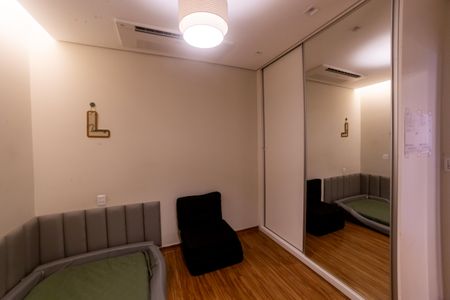 Apartamento à venda com 204m², 4 quartos e 4 vagasQuarto 2