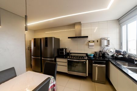 Apartamento à venda com 204m², 4 quartos e 4 vagasCozinha