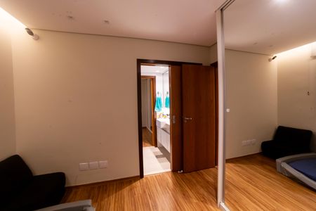 Apartamento à venda com 204m², 4 quartos e 4 vagasQuarto 1