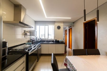 Apartamento à venda com 204m², 4 quartos e 4 vagasCozinha