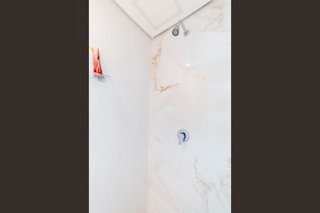 Apartamento à venda com 204m², 4 quartos e 4 vagasBanheiro da Suíte 2