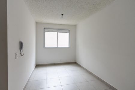 Sala de apartamento para alugar com 2 quartos, 34m² em Parque Industrial Tomas Edson, São Paulo