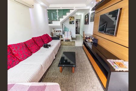 Sala de casa à venda com 3 quartos, 132m² em Vila Invernada, São Paulo