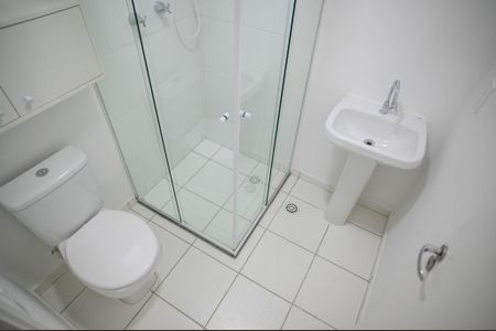 Studio para alugar com 33m², 1 quarto e sem vaga Studio para alugar com 33m², 1 quarto e sem vagaBanheiro Social