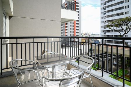 Studio para alugar com 33m², 1 quarto e sem vaga Studio para alugar com 33m², 1 quarto e sem vagaVaranda do Studio