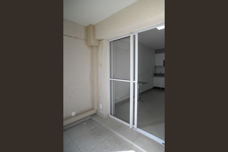 Studio para alugar com 33m², 1 quarto e sem vaga Studio para alugar com 33m², 1 quarto e sem vagaVaranda do Studio