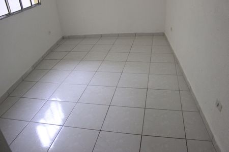 Quarto de casa para alugar com 1 quarto, 80m² em Parque Uirapuru, Guarulhos