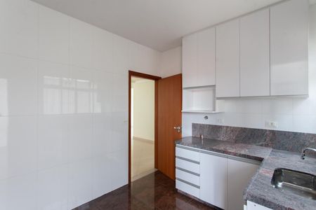 Apartamento para alugar com 200m², 4 quartos e 2 vagasCozinha