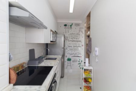 Apartamento à venda com 52m², 2 quartos e 1 vagaCozinha e Área de Serviço