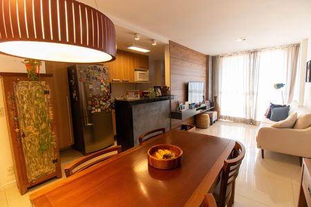 Sala de apartamento para alugar com 2 quartos, 75m² em Piratininga, Niterói