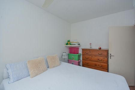 Quarto 1 de apartamento para alugar com 2 quartos, 50m² em Jardim das Flores, São Paulo