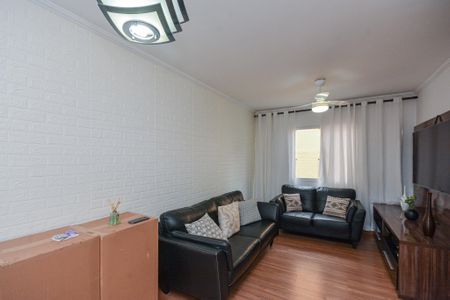 Sala de apartamento para alugar com 2 quartos, 50m² em Jardim das Flores, São Paulo