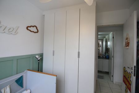 Quarto 1 de apartamento à venda com 3 quartos, 70m² em Taquara, Rio de Janeiro