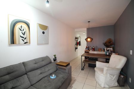 Sala de apartamento à venda com 3 quartos, 70m² em Taquara, Rio de Janeiro