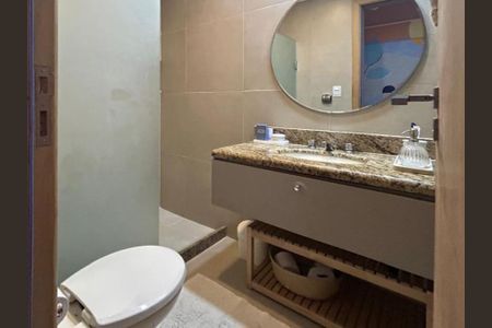 Apartamento à venda com 114m², 3 quartos e 2 vagas Apartamento à venda com 114m², 3 quartos e 2 vagasBanheiro