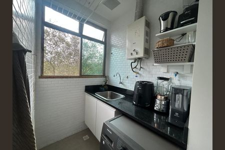 Apartamento à venda com 114m², 3 quartos e 2 vagas Apartamento à venda com 114m², 3 quartos e 2 vagasÁrea de Serviço