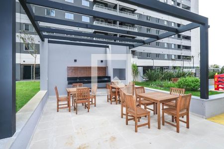 Apartamento para alugar com 37m², 2 quartos e sem vaga Apartamento para alugar com 37m², 2 quartos e sem vagaChurrasqueira