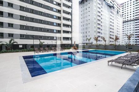 Apartamento para alugar com 37m², 2 quartos e sem vaga Apartamento para alugar com 37m², 2 quartos e sem vagaPiscina