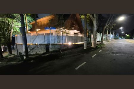 Casa à venda com 350m², 5 quartos e 3 vagasFoto 06