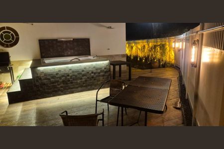 Casa à venda com 350m², 5 quartos e 3 vagasFoto 16