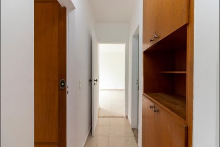 Apartamento à venda com 75m², 3 quartos e 1 vaga Apartamento à venda com 75m², 3 quartos e 1 vagaCorredor dos Quartos