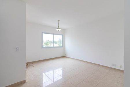 Apartamento à venda com 75m², 3 quartos e 1 vaga Apartamento à venda com 75m², 3 quartos e 1 vagaSala de Jantar